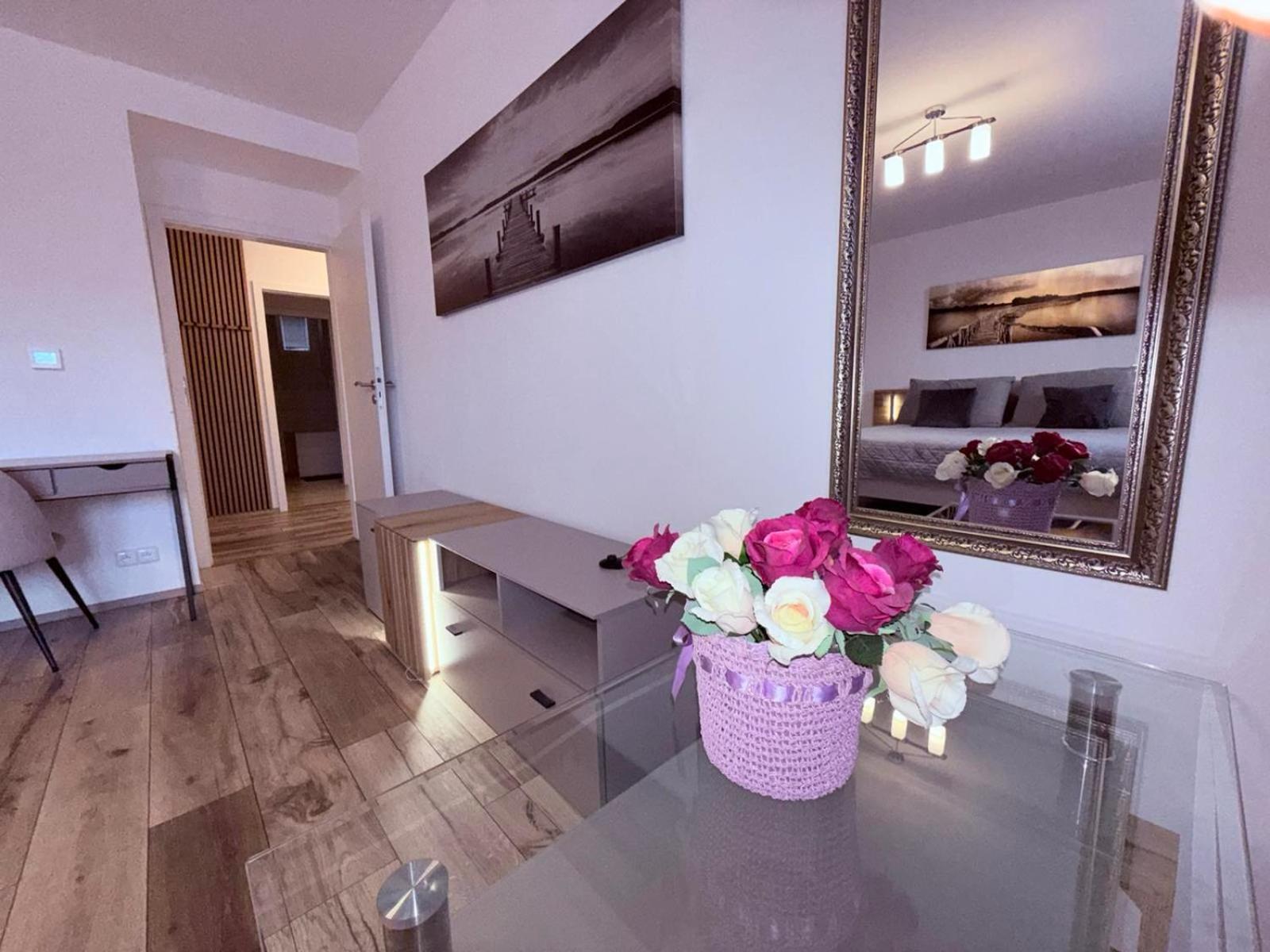 Aparthotel Praha - Prague — Photos 2
