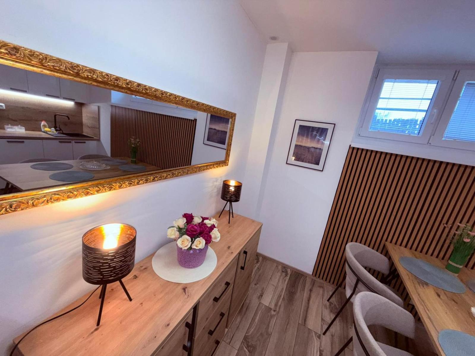 Aparthotel Praha - Prague — Photos 1